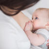 baby bij mama